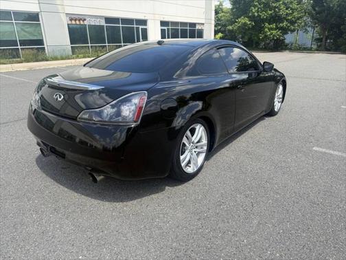 2010 INFINITI G37x Base