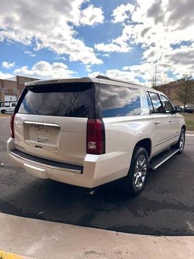 Off White 2015 GMC Yukon XL 1500 Denali