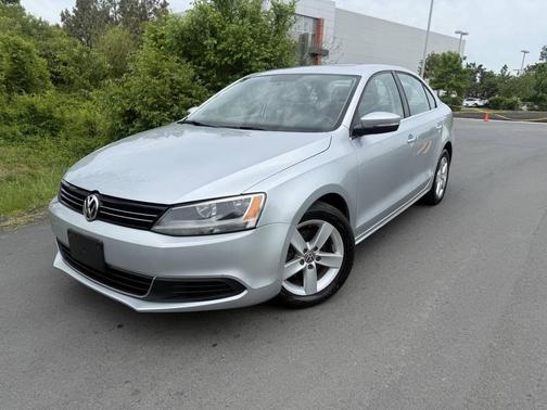 Reflex Silver Metallic 2013 Volkswagen Jetta TDI