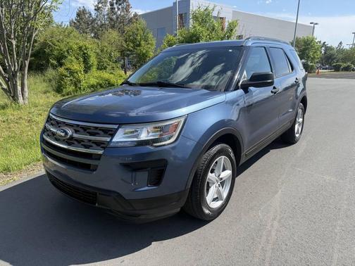 Blue Metallic 2018 Ford Explorer Base