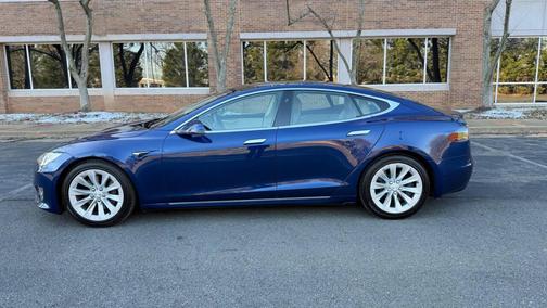 2017 Tesla Model S 75D