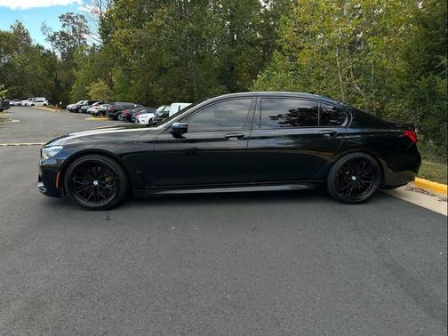 2016 BMW 750 i xDrive