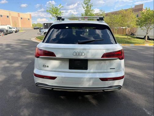 White 2021 Audi Q5 45 Premium Plus