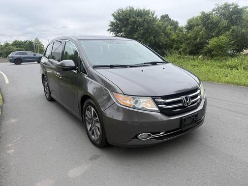 Modern Steel Metallic 2015 Honda Odyssey Touring Elite