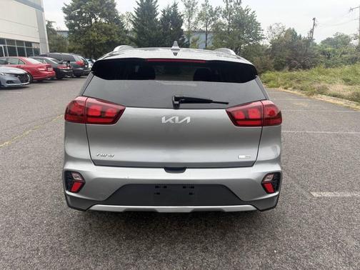 2022 Kia Niro LXS