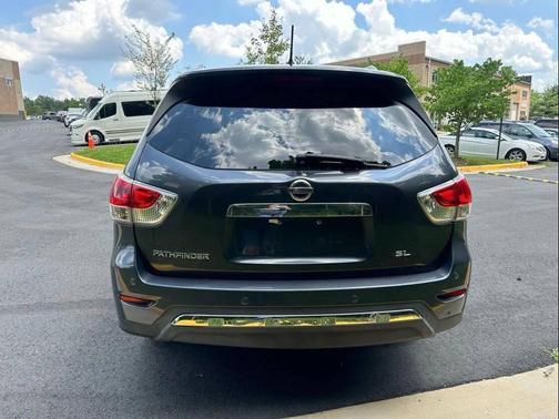 2013 Nissan Pathfinder SL