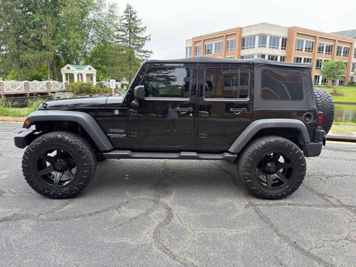 Black Clearcoat 2014 Jeep Wrangler Unlimited Sport