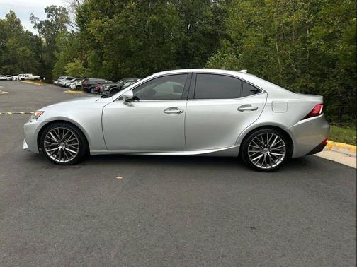 2015 Lexus IS 250 Crafted Line