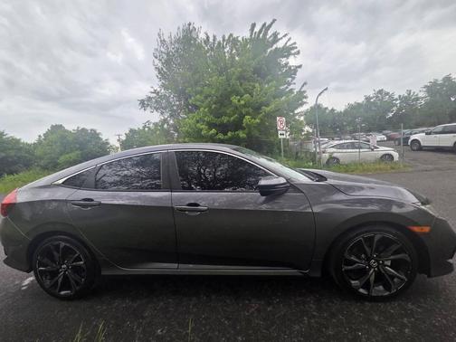 Modern Steel Metallic 2020 Honda Civic Sport