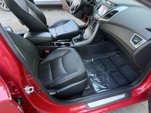 2015 Hyundai ELANTRA Sport