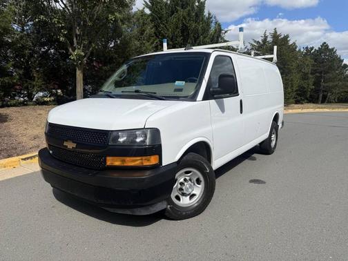 Summit White 2019 Chevrolet Express 2500 Work Van