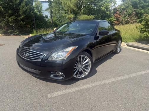 2011 INFINITI G37 Sport