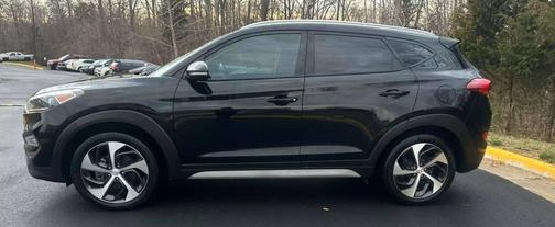 2017 Hyundai TUCSON Sport