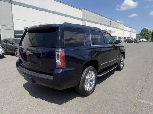Dark Sapphire Blue Metallic 2018 GMC Yukon SLE