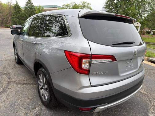 Lunar Silver Metallic 2019 Honda Pilot EX