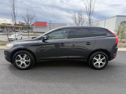 2012 Volvo XC60 T6 R-Design Platinum