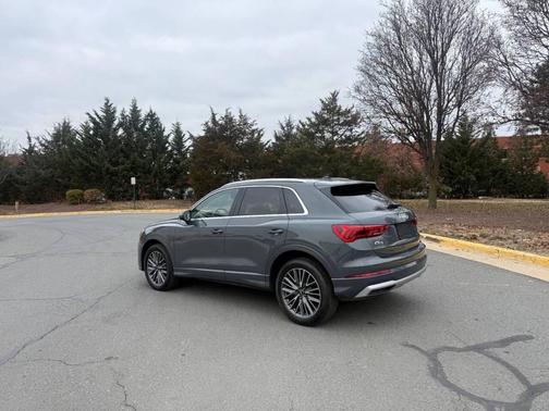 2022 Audi Q3 40 Premium