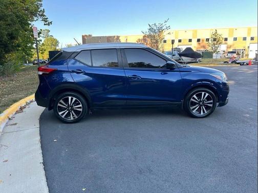 2020 Nissan Kicks SV