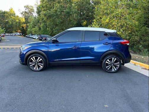 2020 Nissan Kicks SV