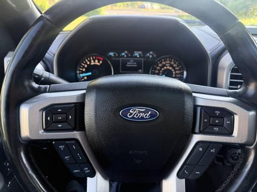 White Platinum Metallic Tri-Coat 2018 Ford F-150 Platinum