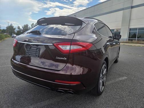 2017 Maserati Levante S