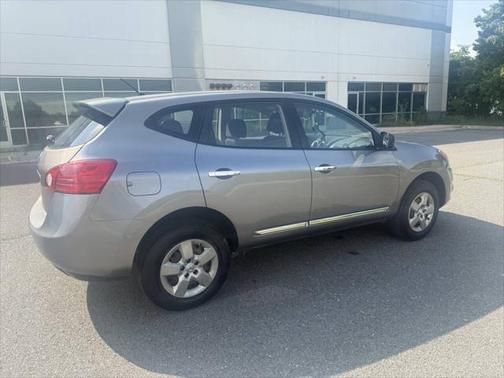 2011 Nissan Rogue SV