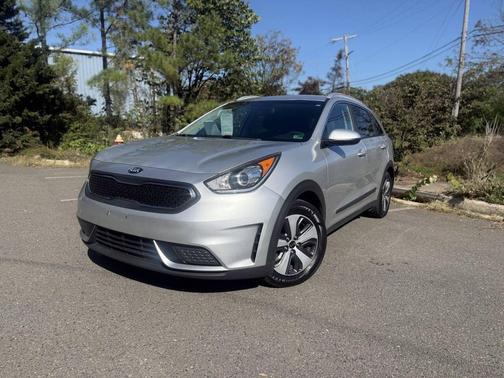 2017 Kia Niro LX