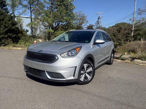 2017 Kia Niro LX
