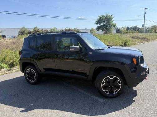 2015 Jeep Renegade Trailhawk