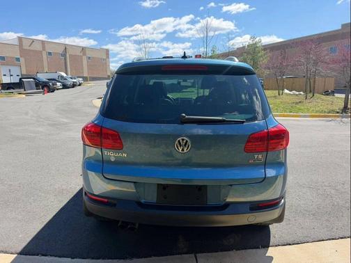 2017 Volkswagen Tiguan 2.0T Wolfsburg Edition