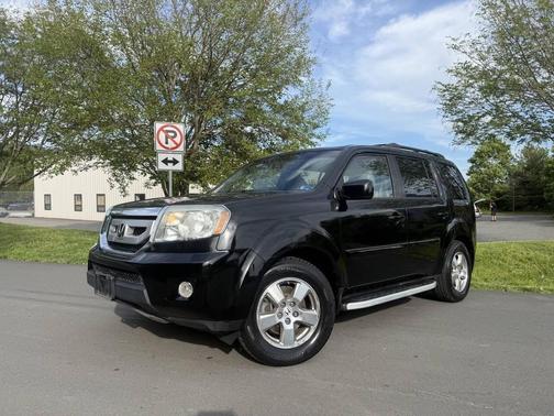 Crystal Black Pearl 2011 Honda Pilot EX-L