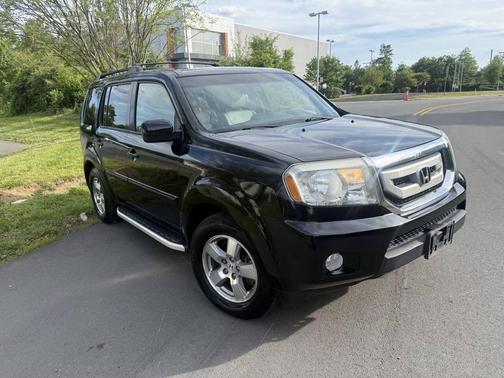 Crystal Black Pearl 2011 Honda Pilot EX-L