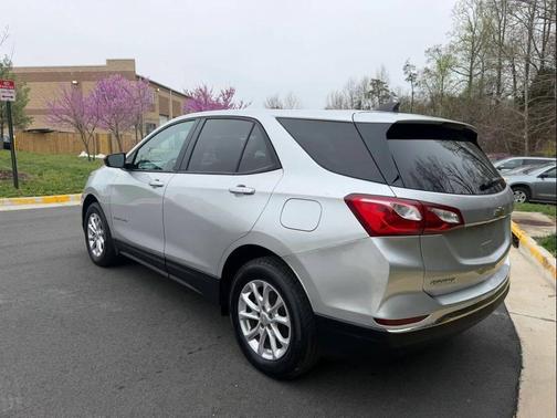 Silver 2019 Chevrolet Equinox LS