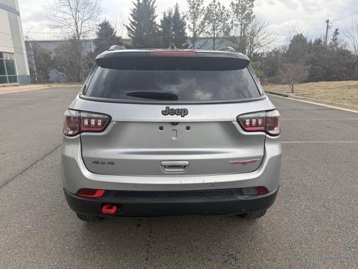 Gray 2021 Jeep Compass Trailhawk