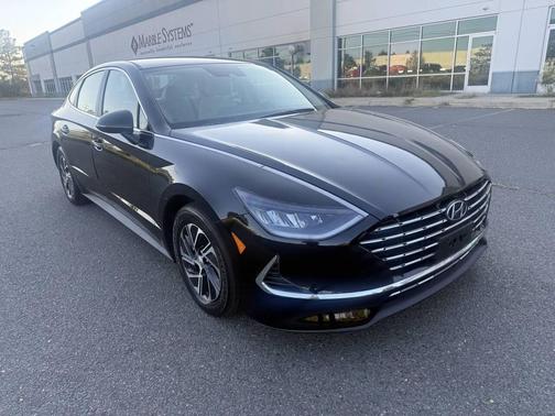 2021 Hyundai SONATA SE