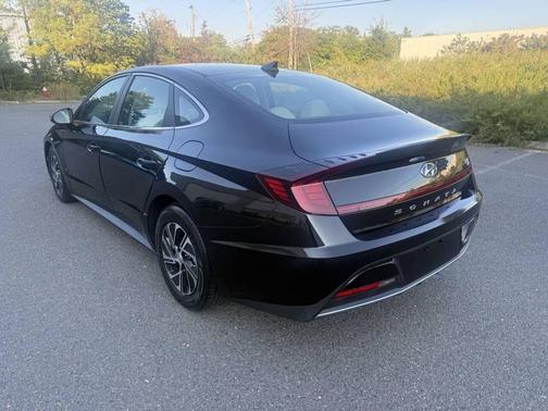 2021 Hyundai SONATA SE