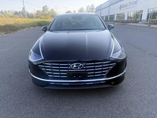 2021 Hyundai SONATA SE