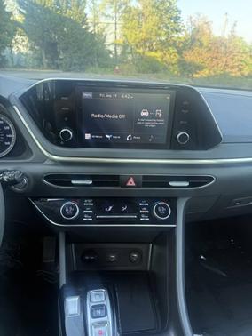 2021 Hyundai SONATA SE