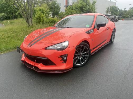 Orange 2017 Toyota 86 860 Special Edition