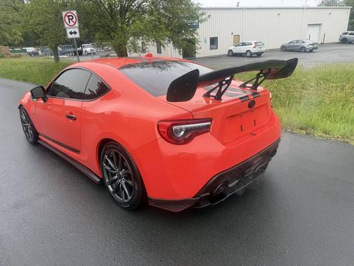 Orange 2017 Toyota 86 860 Special Edition
