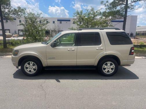 2007 Ford Explorer XLT