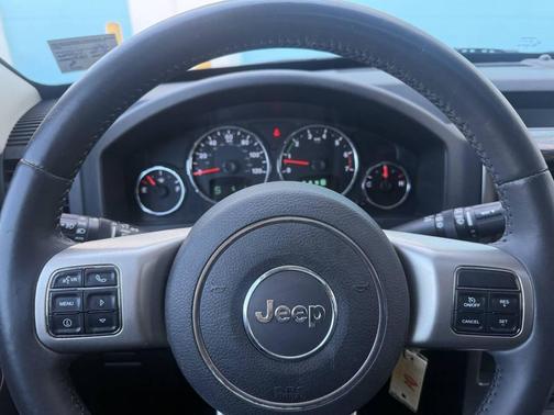 Black Clearcoat 2012 Jeep Liberty Jet