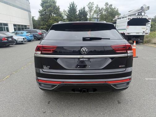 2020 Volkswagen Atlas Cross Sport 3.6L V6 SE w/Technology R-Line