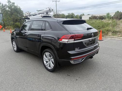 2020 Volkswagen Atlas Cross Sport 3.6L V6 SE w/Technology R-Line