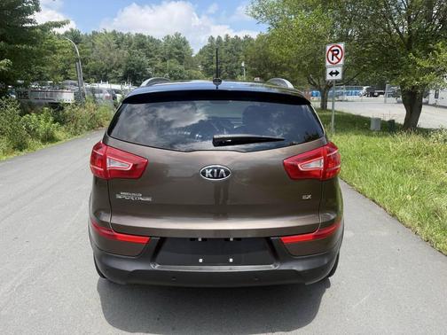 Brown 2011 Kia Sportage EX