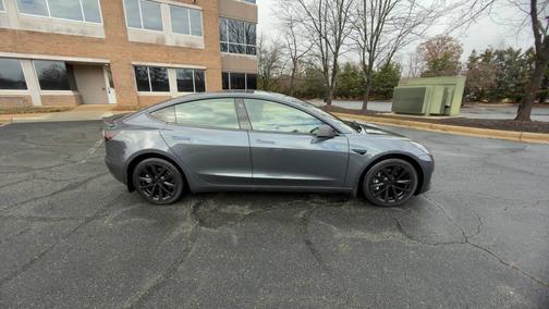 2023 Tesla Model 3 Standard Range