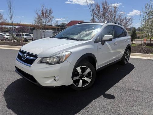 Satin White Pearl 2014 Subaru XV Crosstrek Hybrid Base