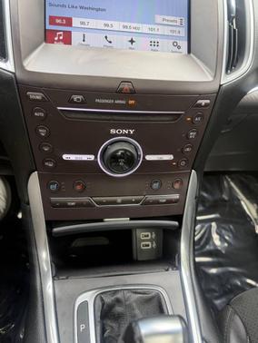 White Platinum Metallic Tri-Coat 2016 Ford Edge Sport