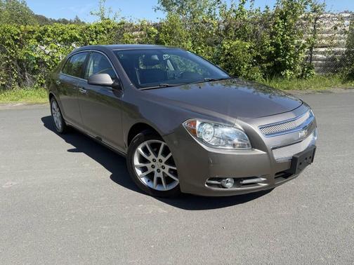 Brown 2010 Chevrolet Malibu LTZ