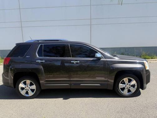 Black 2015 GMC Terrain SL